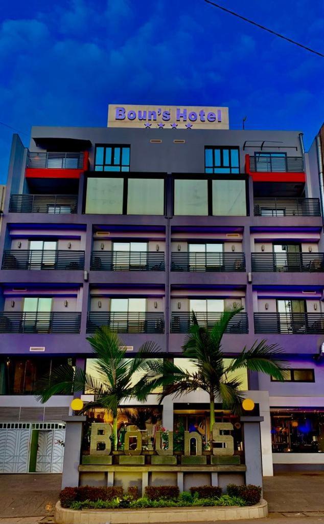 Boun'S Hotel Yaoundé Esterno foto