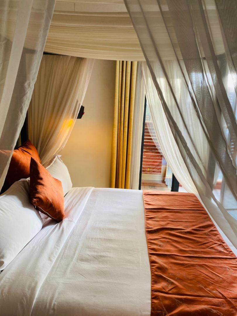 Boun'S Hotel Yaoundé Esterno foto